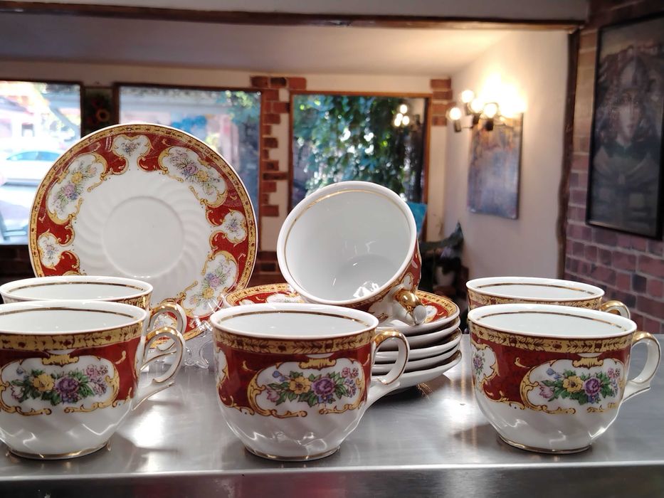 Кралски сервиз за хранене НОВ