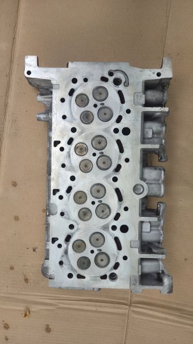 Vând chiulasa Citroen Jumper/Peugeot Boxer/Ford Transit 2.2 E4