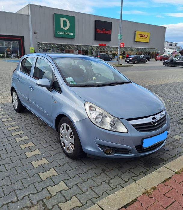 Vând Opel Corsa D 1.2 benzina 80 cp