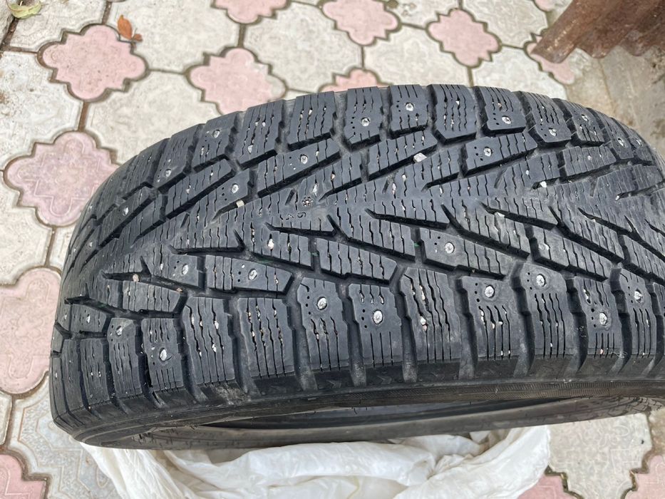 Шины б/у зима ..