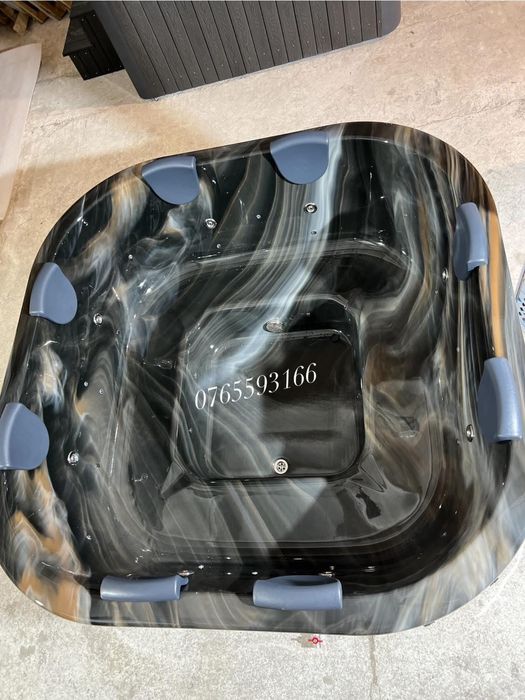 Ciubar din Acryl 200x200 Kubic