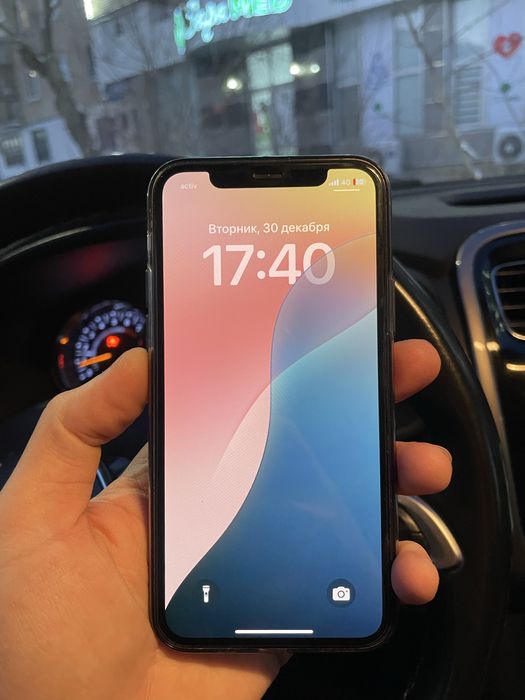 продам Iphone 11 pro