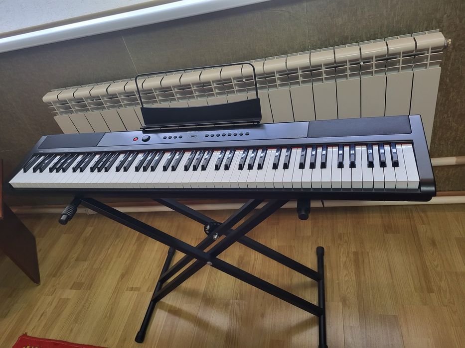 Продам Цифровое фортепиано