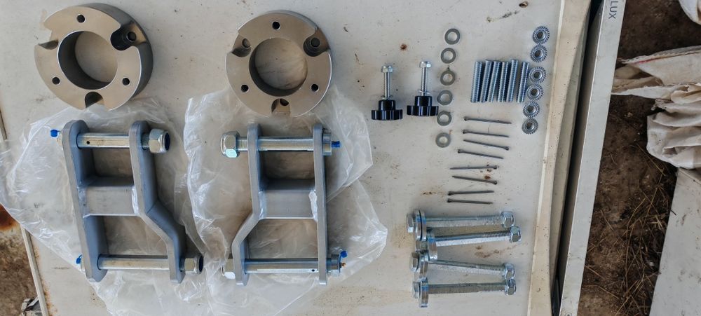 Нисан Патфайдер-Навара