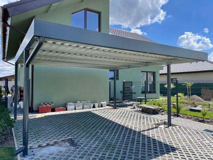 Carpot auto terase din metal