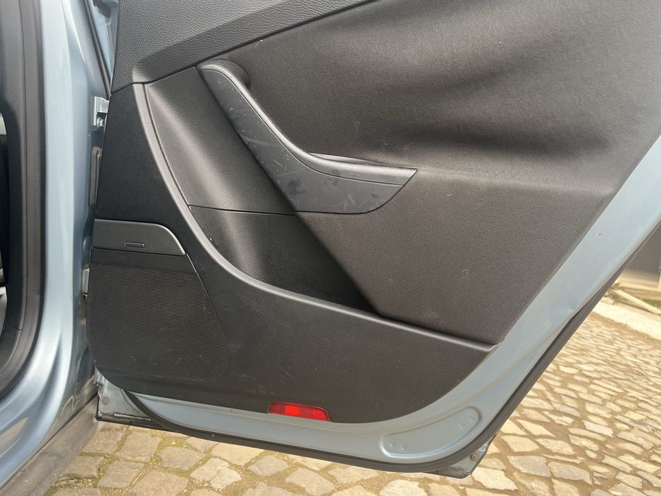 Usi passat b6 in stare foarte buna!