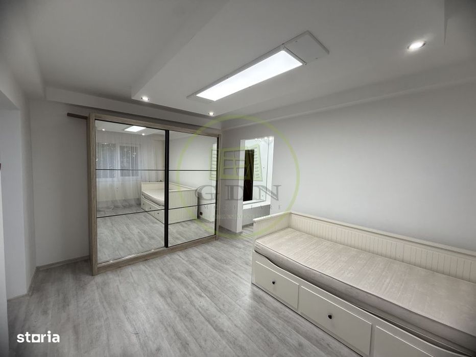 Apartament 3 camere, 63.8 mp, Centru
