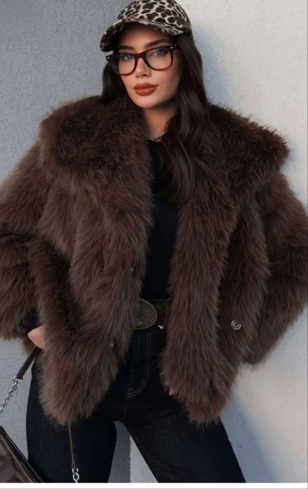 Продавам чисто нови якета