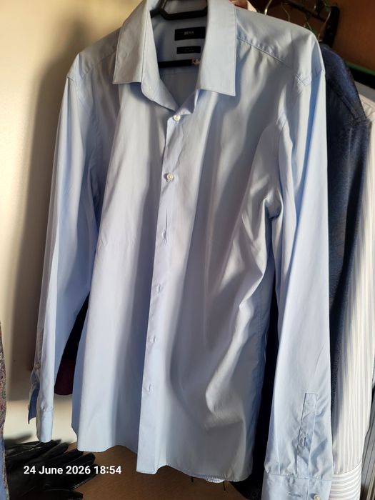 Costum Lana Boss 100%  52  L   Produs Romania