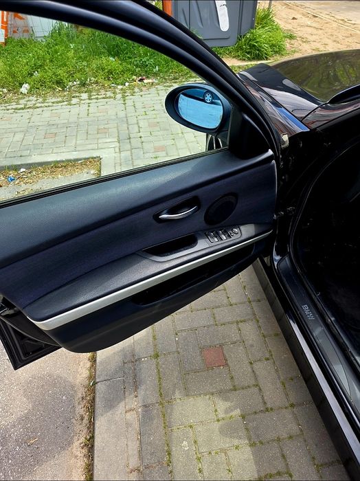 BMW 320i 6 скорости