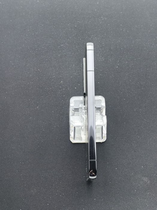 Samsung Galaxy S22  128 GB ID-qiq410