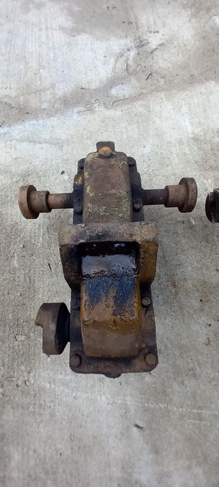 reductor raport 22 la 1 crapator lemne / presă peleți / troliu / bandă