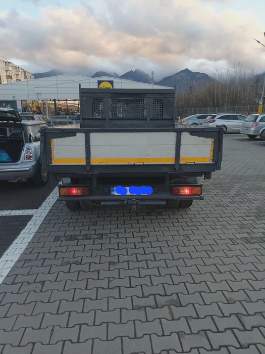 Vând Ford transit basculabil pe 3 parti