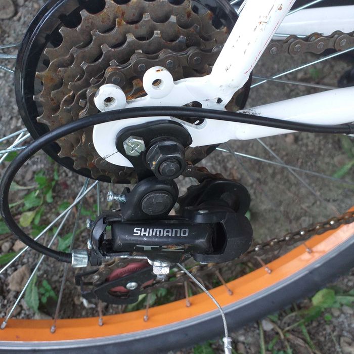 Bicicleta MTB de la Expert 18 viteze