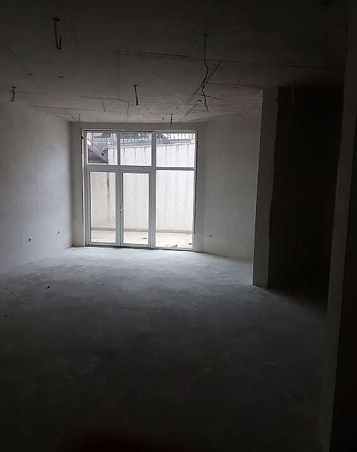 Магазин, под наем, ж.к Меден Рудник зона А