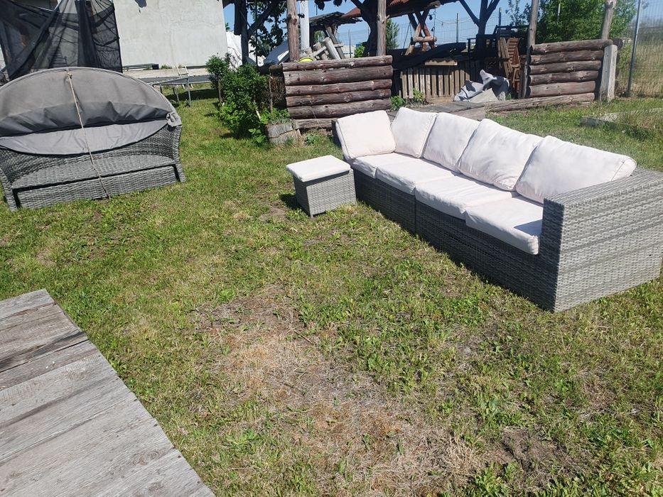 Set exterior poliratan