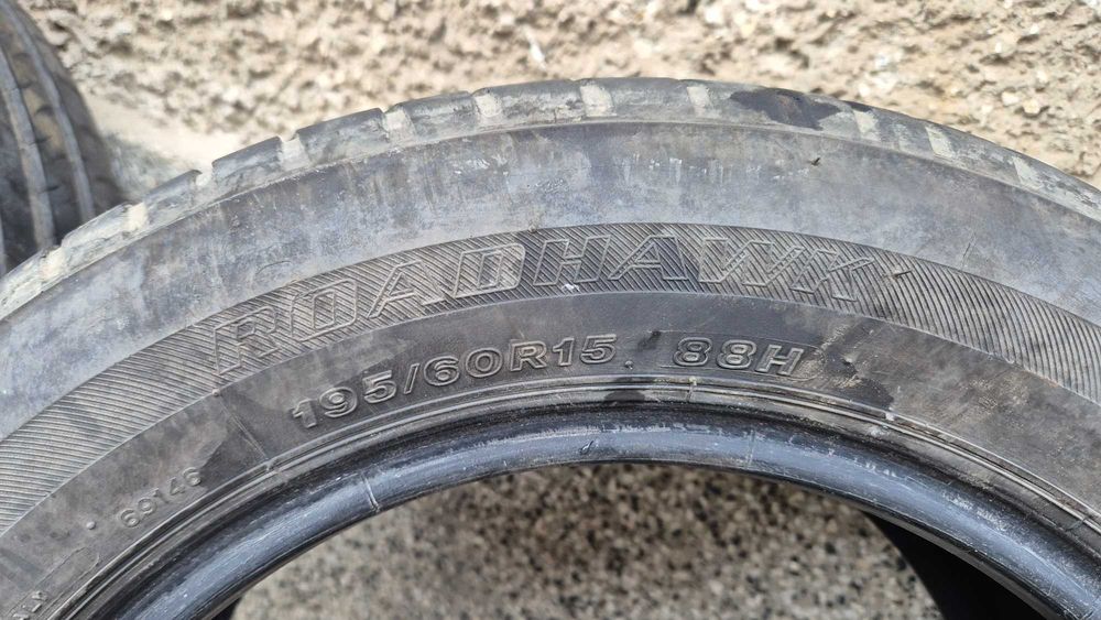 2 броя летни гуми FIRESTONE ROADHAWK 195/60 R15 88H