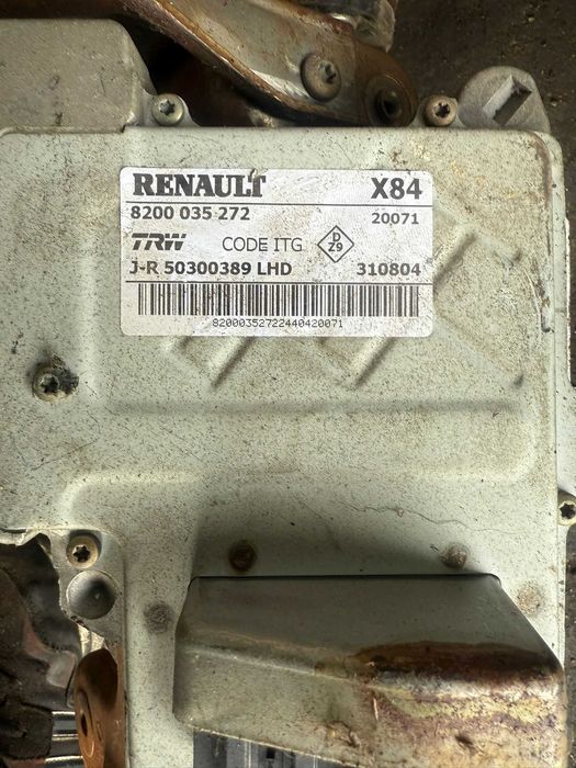 Кормилна колона за Renault Scenic 2 / Clio 2 / Megane 3 Fluence