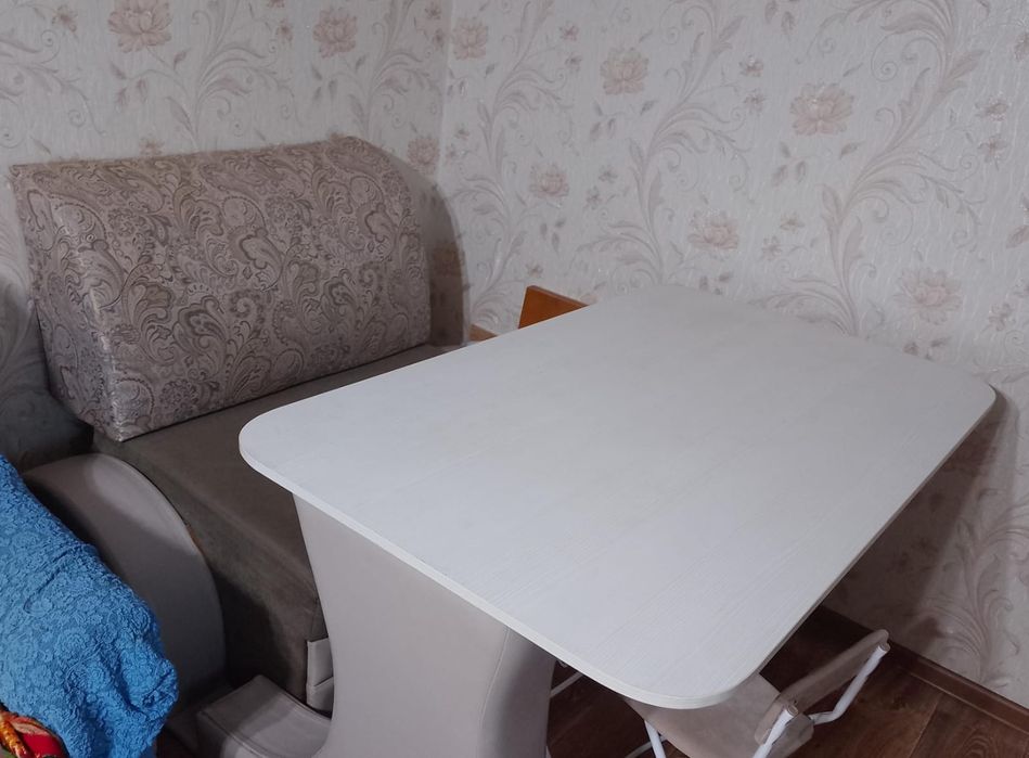 Диван-трансформер стол выдвижной + ящик