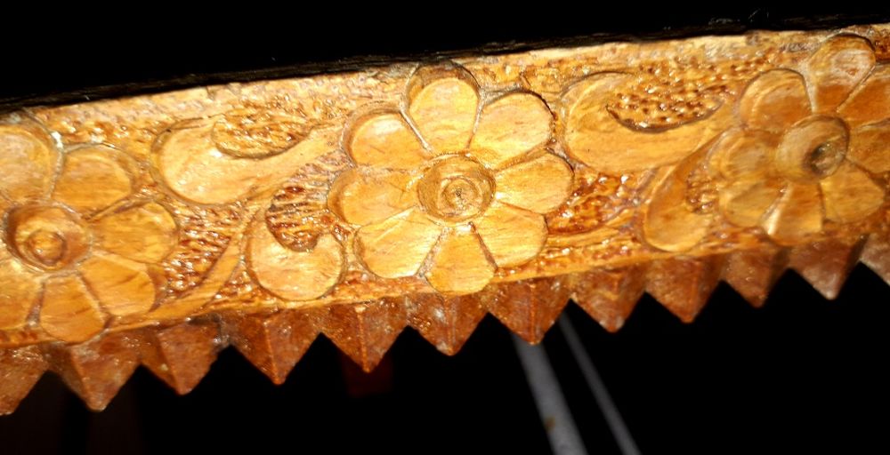 Стара ретро етажерка над 100 г.