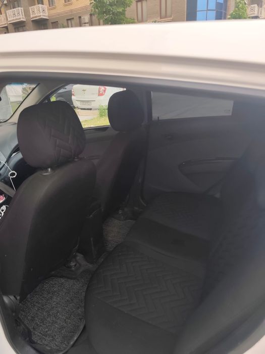Chevrolet Spark 2011 yil