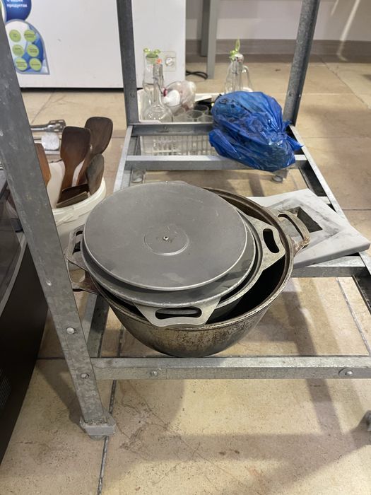 Посуда и кухонные принадлежности