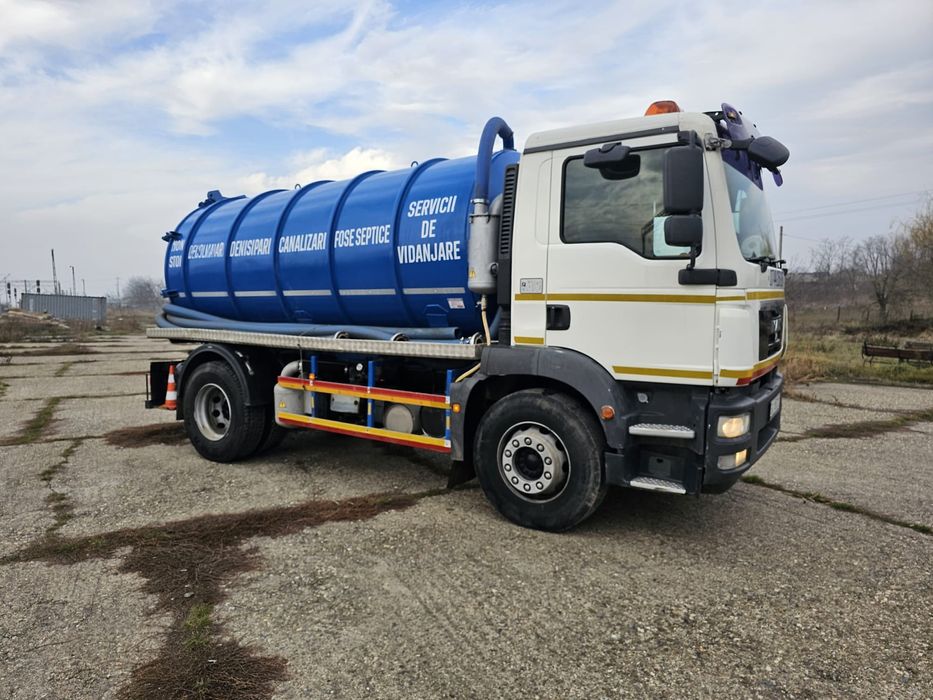 Oferim servicii complete de vidanjare.
