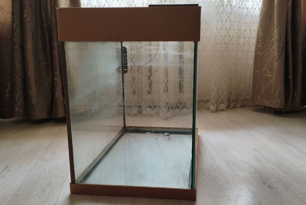 Продам аквариум большой
