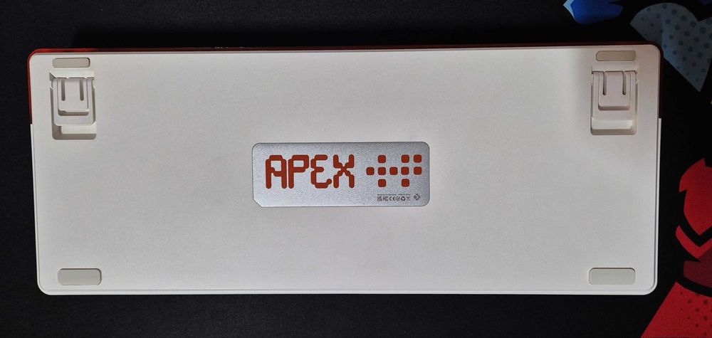 Tastatură Mecanică QwertyKey100 Apex RGB