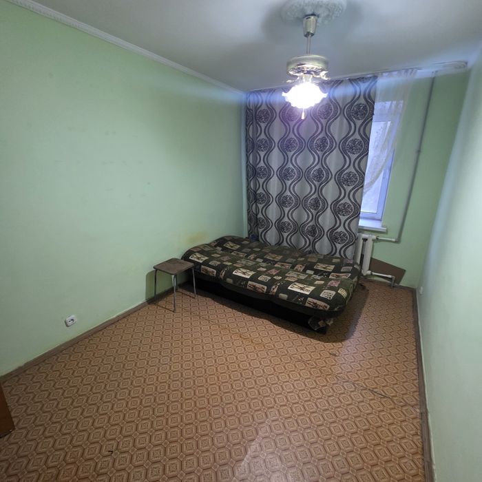 Сдам революция 3х комн свободна