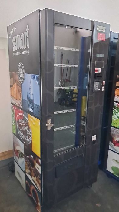 Automat de snacks uri si bauturi reci Bianchi BVM 671