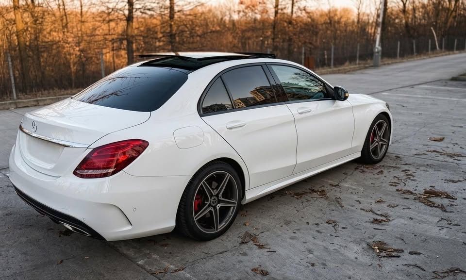 Mercedes Benz C300