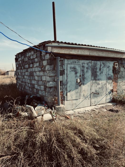 Продам гараж 26кв метров. 13 общ