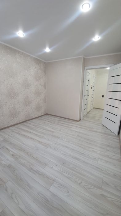 Продам ленингралку.Достык Молл