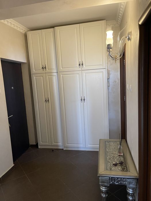Pf  Vand ap 2 camere decomandat!