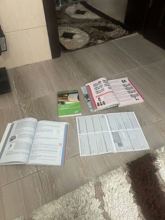 Продавам помагала