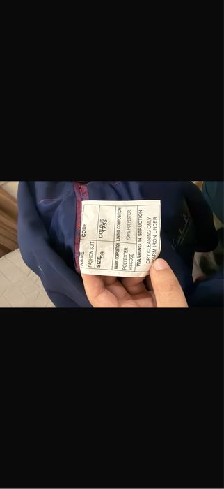 Продам платье и костюм