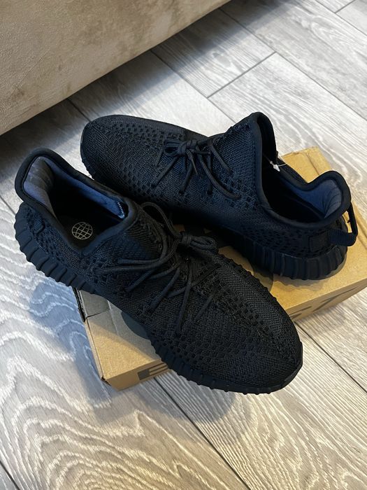Yeezy 350 Onyx (Livrare cu verificare)