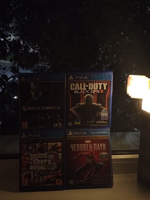 Продаются диски с играми