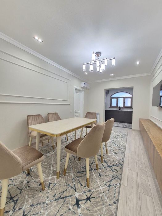 Продается 5 комнатная квартира ремонт ул.Ойбек, метро Ташкент