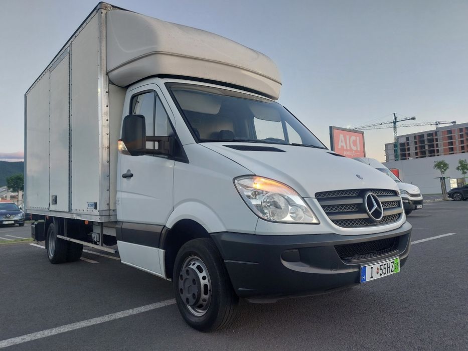 Mercedes Sprinter // Cub Lift // Recent adusa //