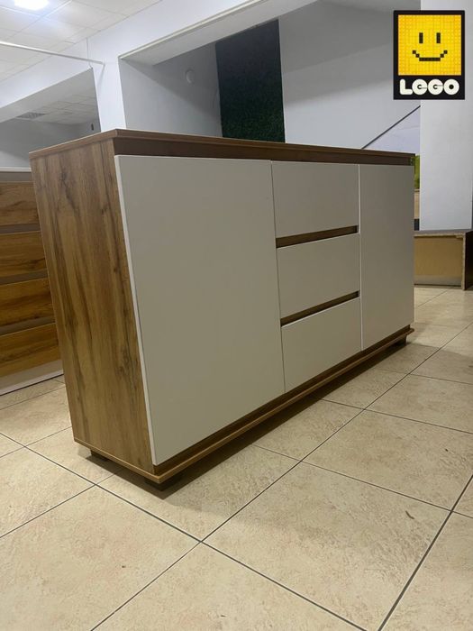 Ishlab chiqaruvchidan komod