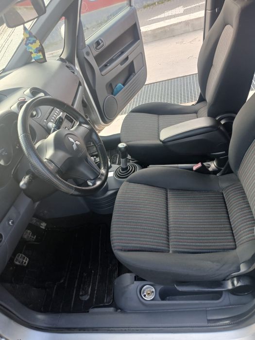 Mitsubishi Colt 2008 1.5 L benzina 110 cp jante A/C stare foarte buna