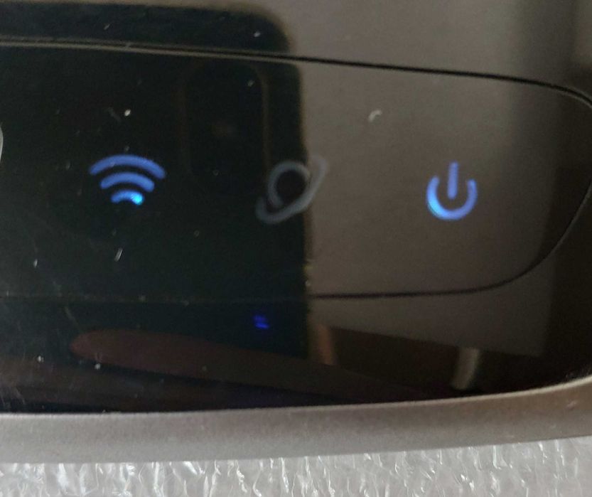 Двубандов Гигабитов Wi-Fi рутер Linksys WRT320N (Wireless N)