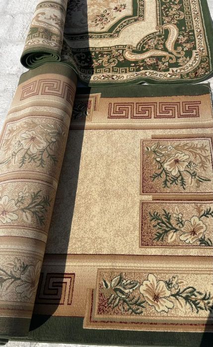 Ковер в хорошем состоянии