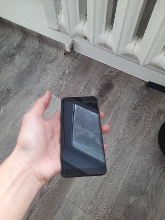 Обменяю телефон редми 6А