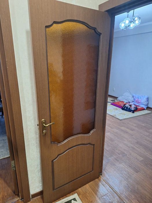 Продам межкомнатные двери