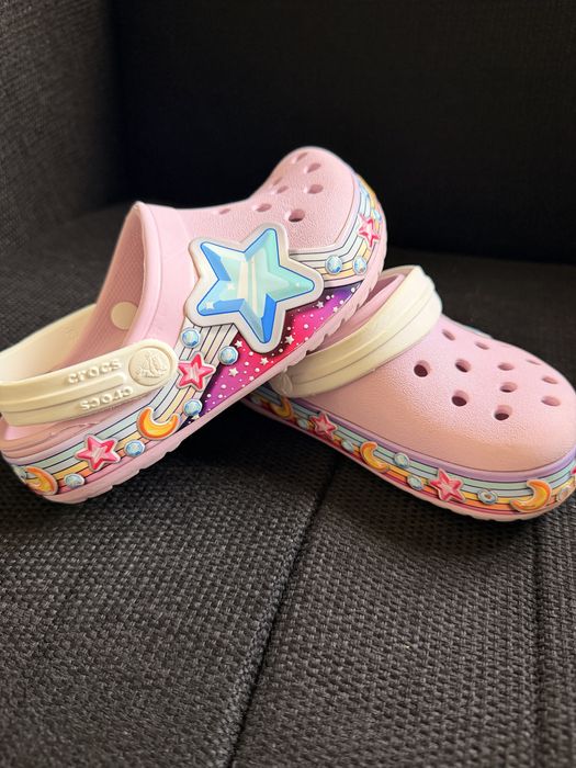 Sandale CROCS pentru fetite