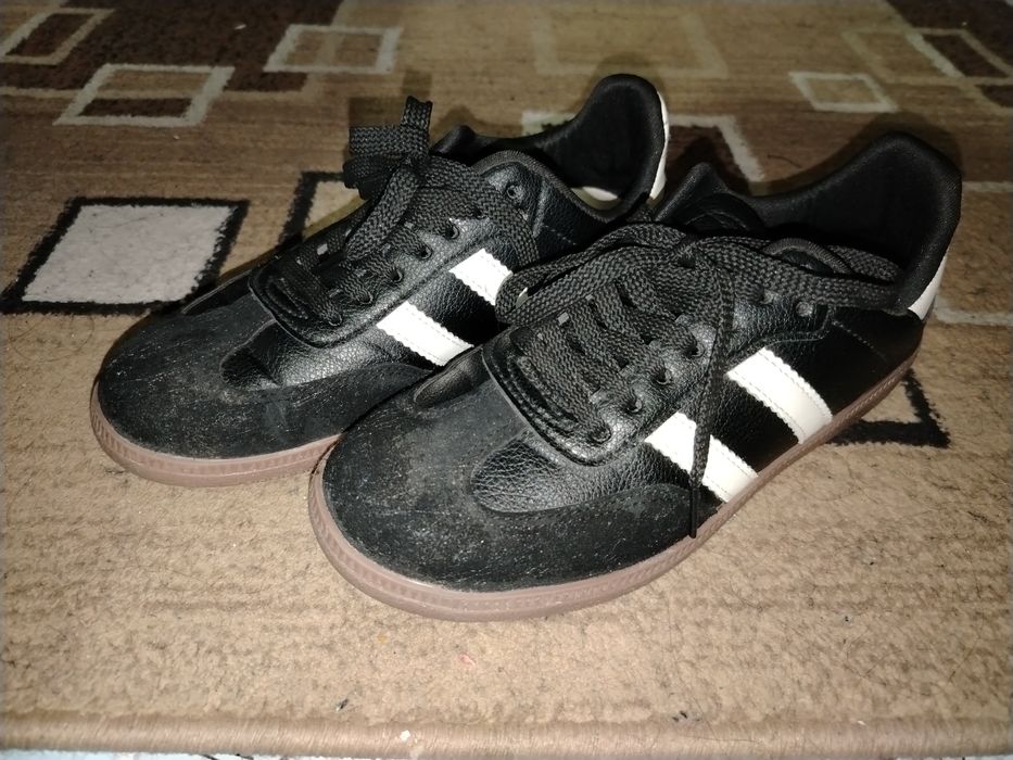 Продаются кроссовки в отличном состоянии