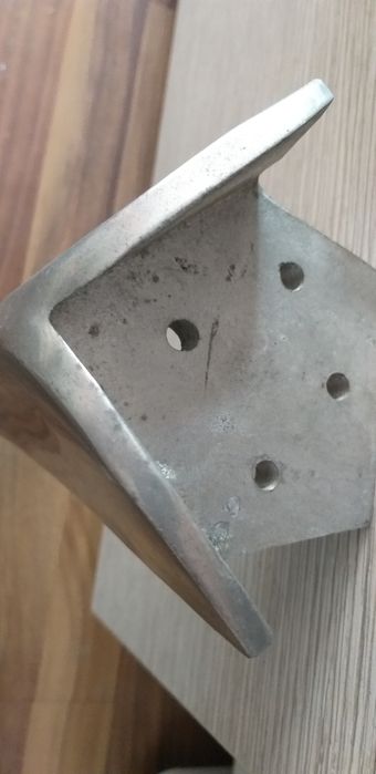 Масивни крака за холна маса от алуминий